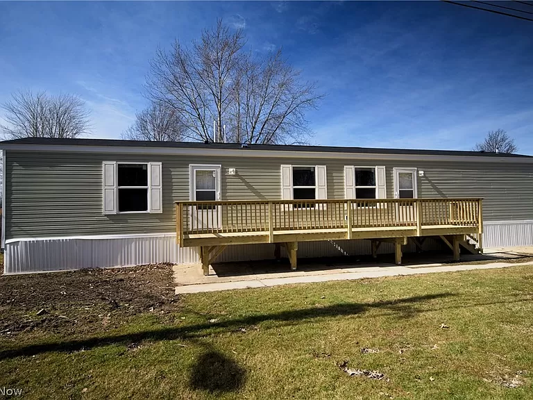 Mobile Home For Sale - Geneva, OH - 3 Bed 2 Bath Manufactured Home New 2024 (1)